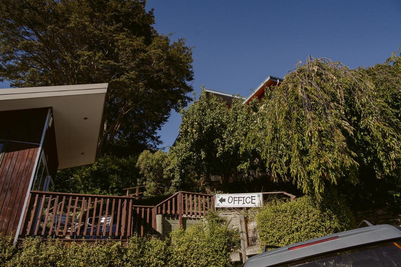 Hippo Lodge Backpackers Queenstown Exterior photo