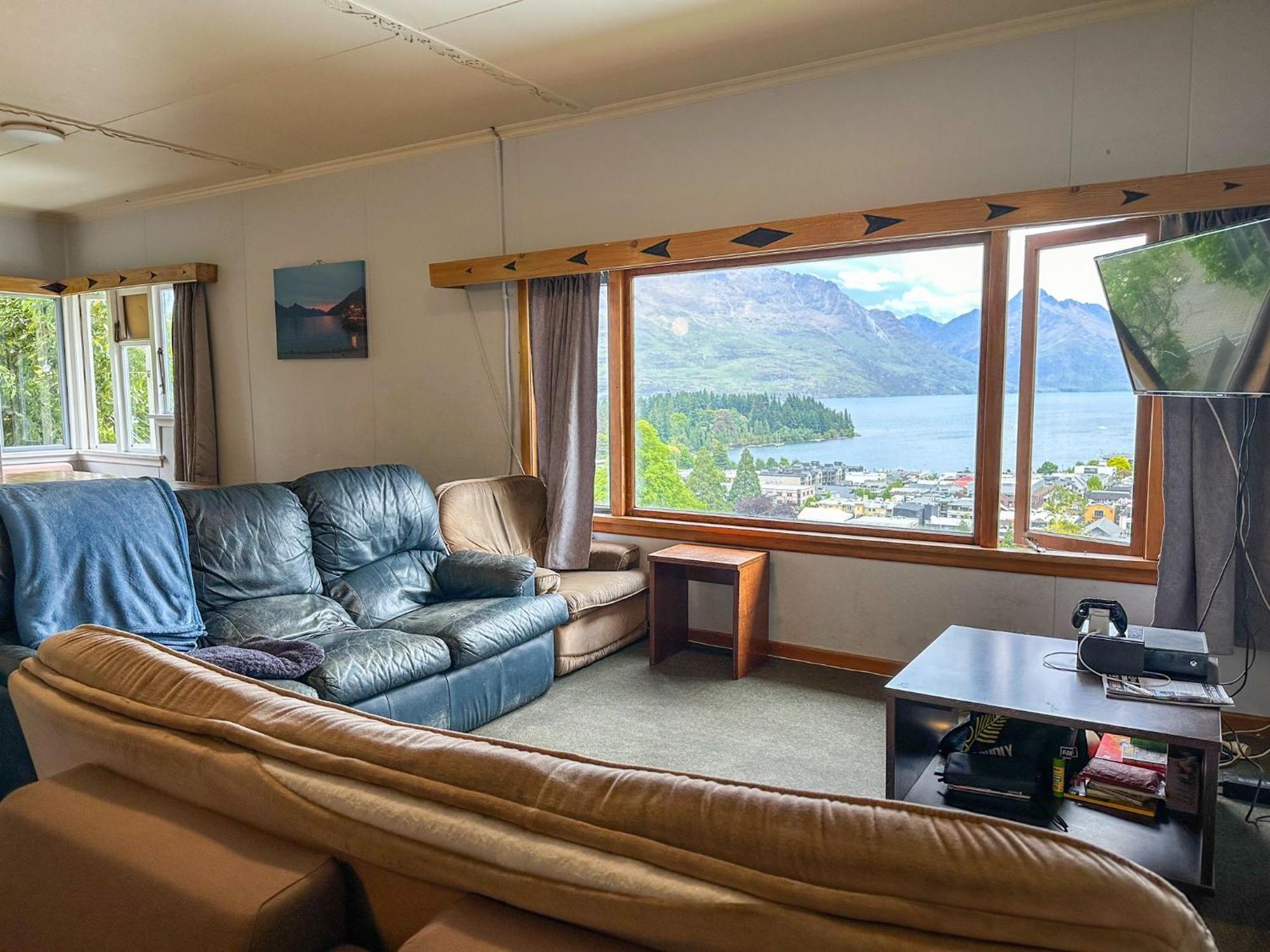 Hippo Lodge Backpackers Queenstown Exterior photo